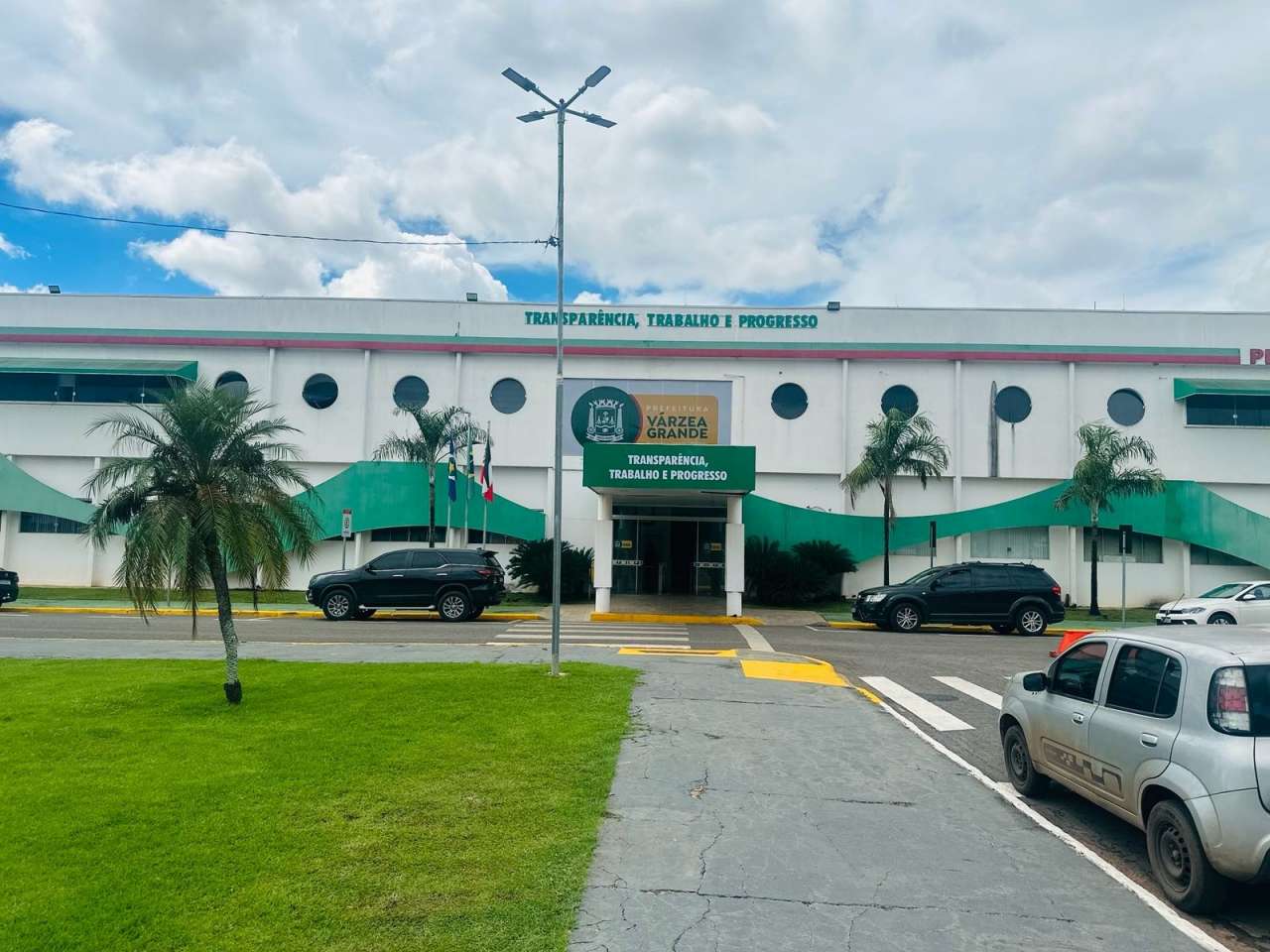 Prefeitura atende recomendação do Tribunal de Contas e prepara concurso em Várzea Grande