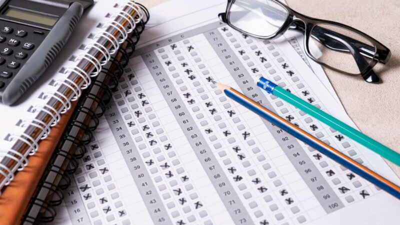 Prova prática para professores da rede estadual será domingo; salários chegam a R$ 17,9 mil