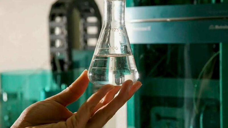 Secretaria de Saúde cita risco de intoxicação por metanol