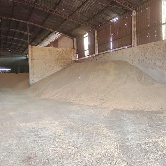 Força Tática da PM recupera 116 toneladas de grãos de soja e prende homem por furto e receptação em MT