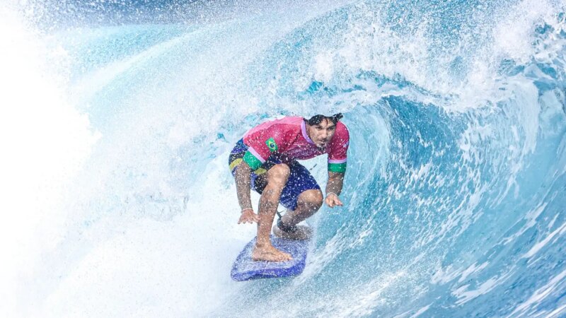 Gabriel Medina retorna ao Circuito Mundial de Surfe em 2026