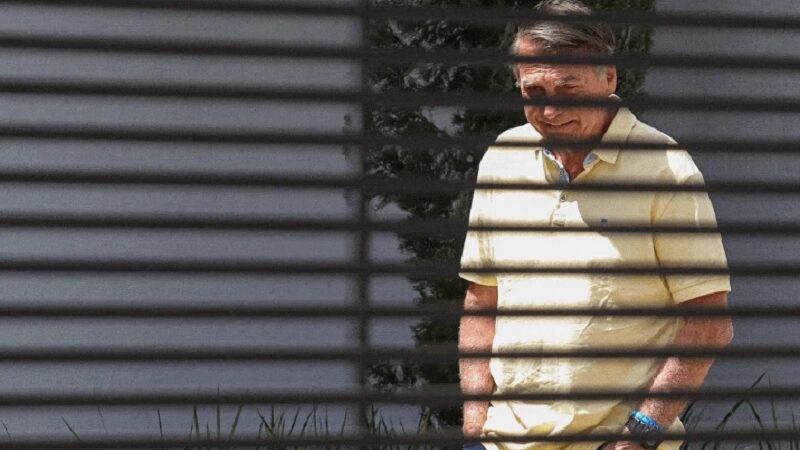 Médicos de Bolsonaro indicam necessidade de nova cirurgia