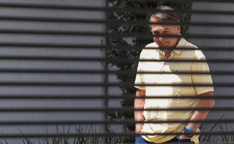 Médicos de Bolsonaro indicam necessidade de nova cirurgia