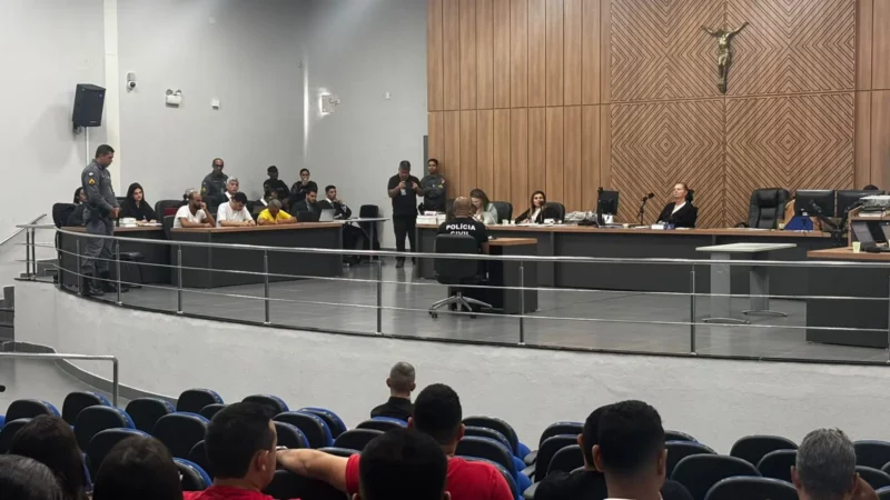 Mãe e filho enfrentam júri por execução de empresário e vendedor no Shopping Popular