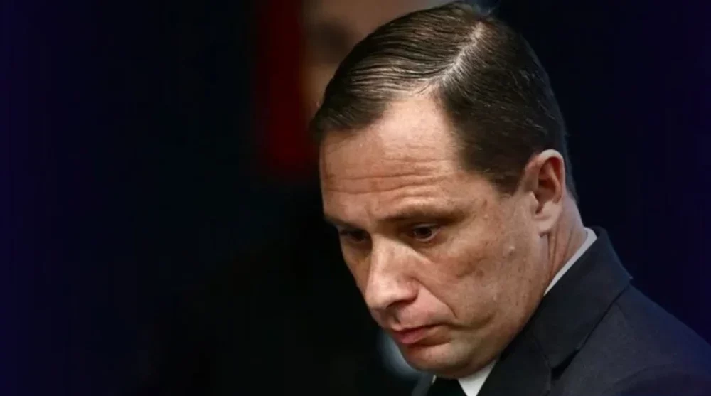 Mauro Cid volta ao Exército na terça, mas terá 60 dias de férias para evitar constrangimento