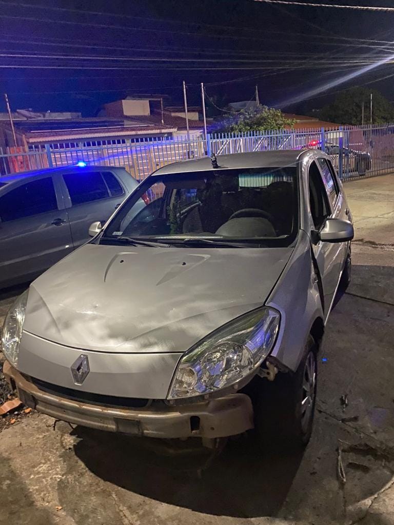 PM prende dois homens por sequestro e resgata vítimas que seriam “julgadas” por facção criminosa