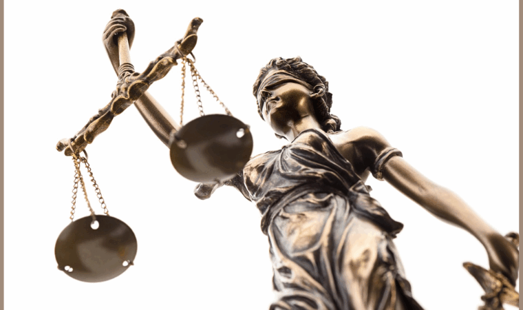 Réu é condenado a 28 anos por matar alvo com tiro na cabeça dentro de carro a mando de facção