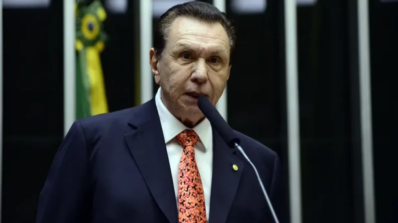 STF manda MT pagar retroativo da pensão vitalícia de Bezerra; ele recebe R$ 35,6 mil por mês