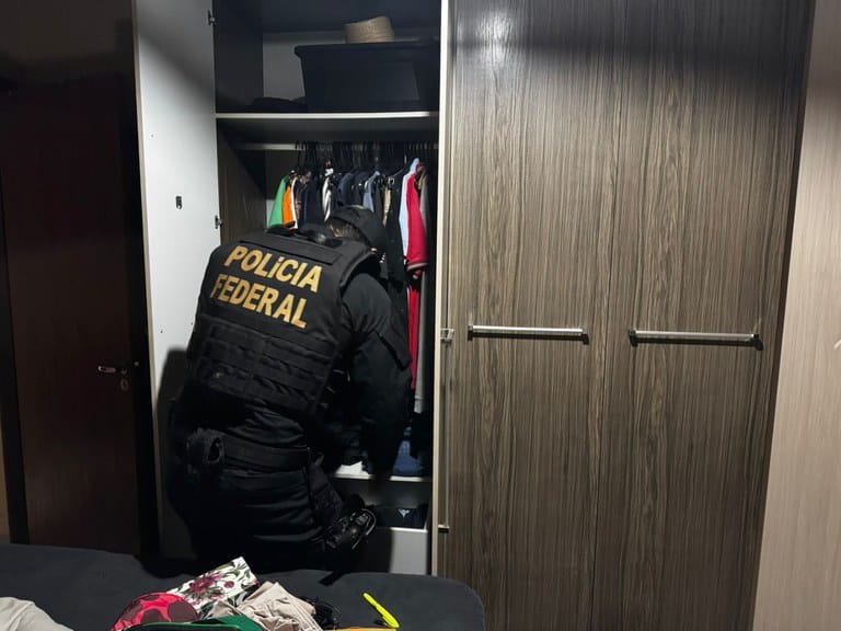 Preso pela PF servidor de MT por lavagem de dinheiro e com R$ 800 mil em espécie em casa