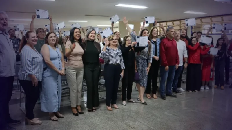 DF conclui formação de professores em curso para prevenir violência escolar