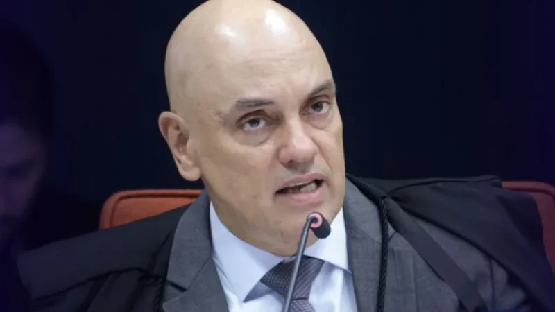 Decisão Monocrática de Moraes Determina Perda de Mandato de Deputada Condenada Pelo STF