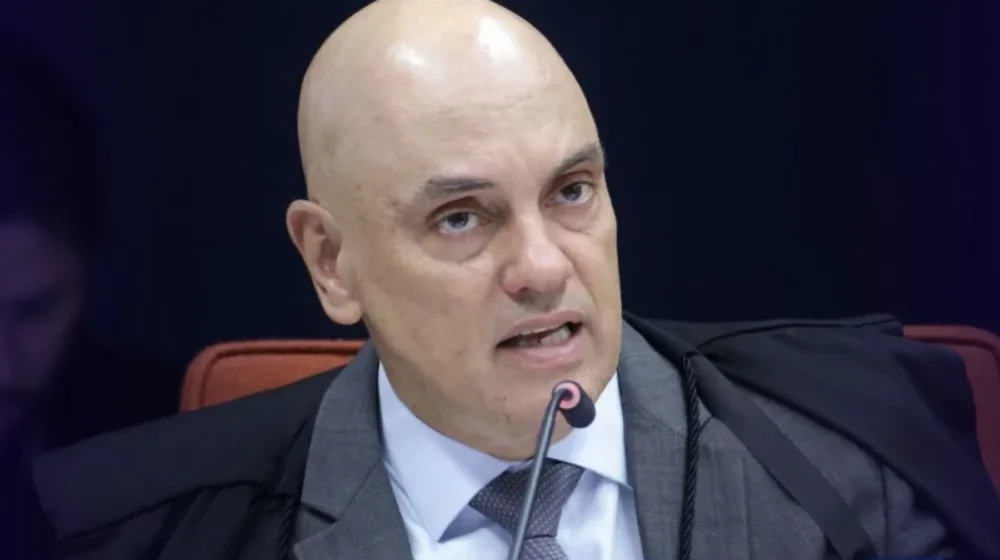 Decisão Monocrática de Moraes Determina Perda de Mandato de Deputada Condenada Pelo STF