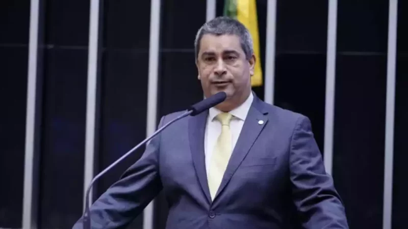 Quem é Coronel Tadeu, suplente de Zambelli que deve assumir vaga