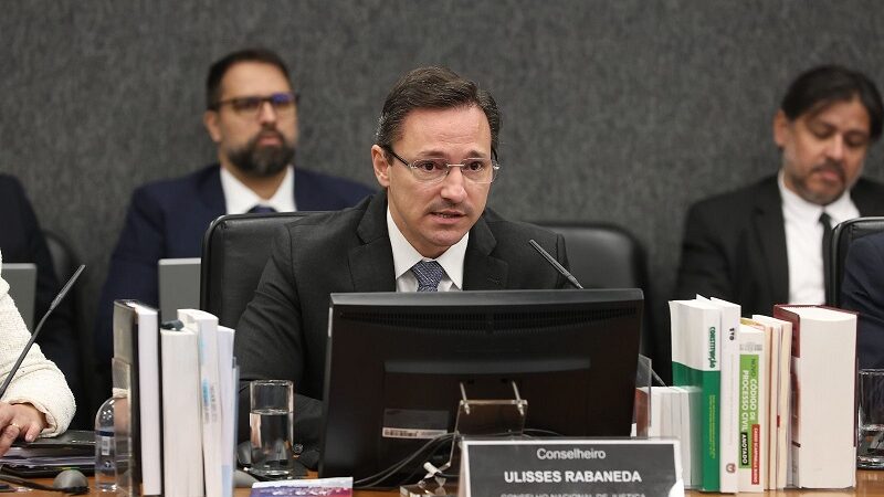 Conselheiro do CNJ determina explicações do TJ-MT por suposto “desvio de função” de estagiários em acesso nos processos