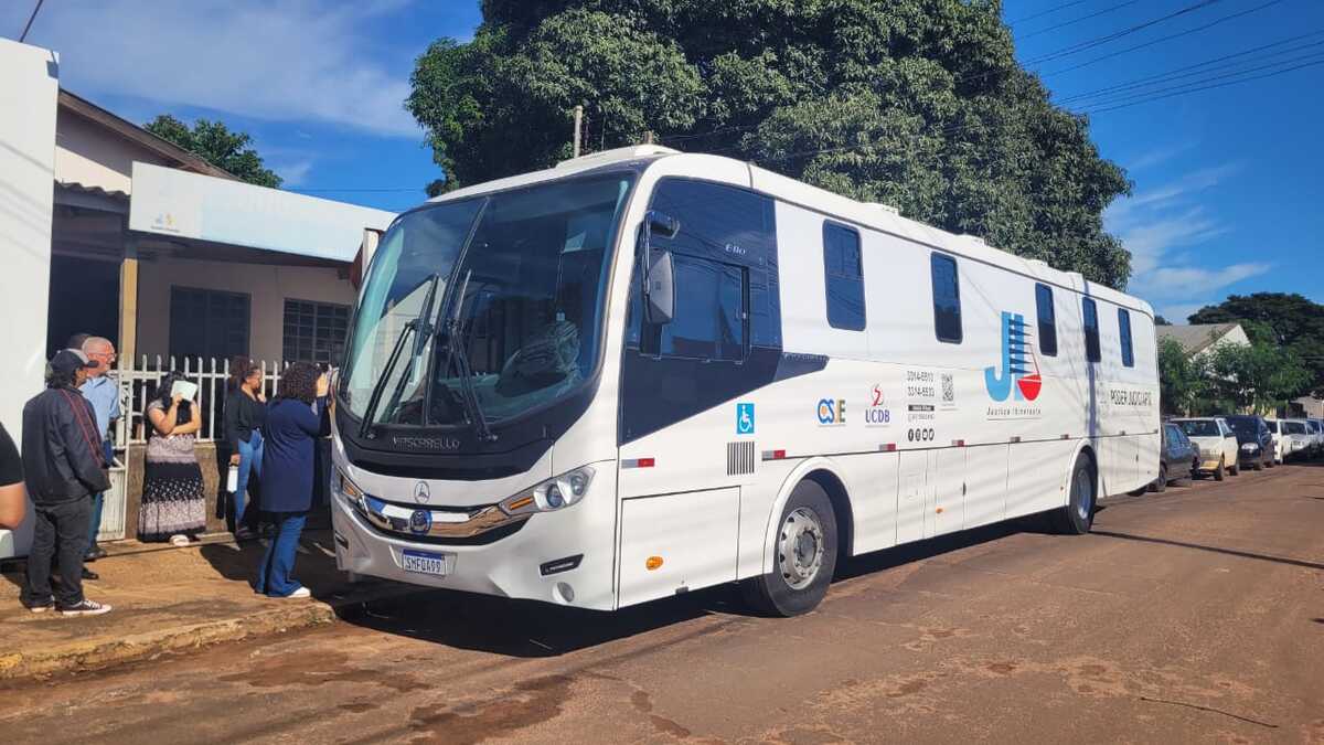 Casamento e divórcio são os serviços mais buscados na Justiça Itinerante