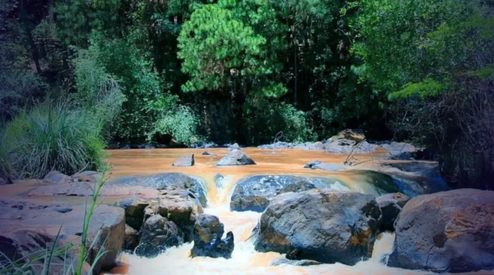 Extrema se torna referência nacional ao transformar lixo em renda e impacto social