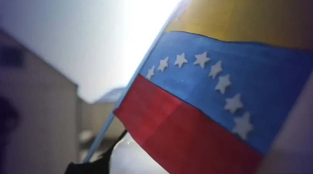 Instituições venezuelanas resistem e indicam Delcy Rodríguez como presidenta encarregada