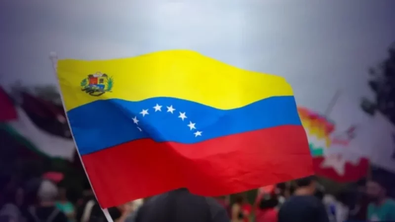 Venezuela confirma diálogo com EUA e reforça doutrina bolivariana