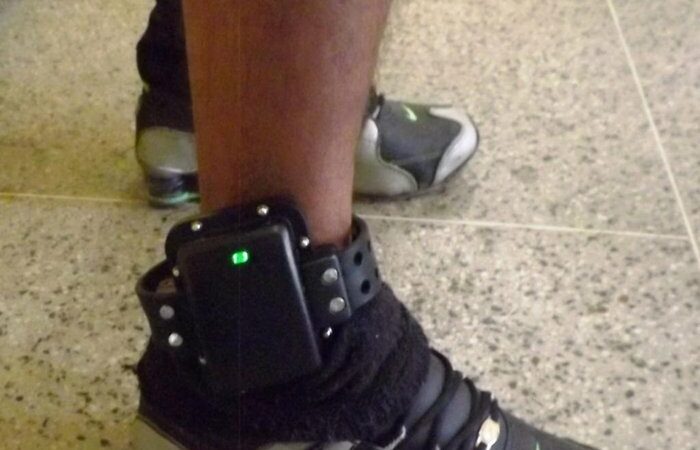 Preso pela PCMT homem por descumprir medidas protetivas e perseguir ex-companheira