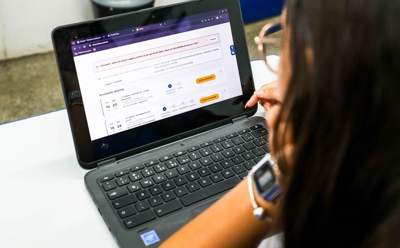 “Seduc cumpre legislação com contratação de 3.040 Profissionais de Apoio Especializado”, afirma Alan Porto