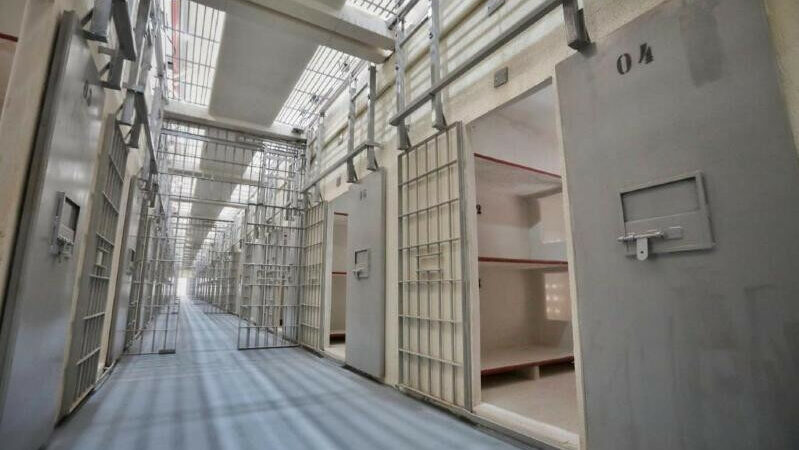 Advogado deve ficar em sala de Estado Maior sob execução provisória de pena