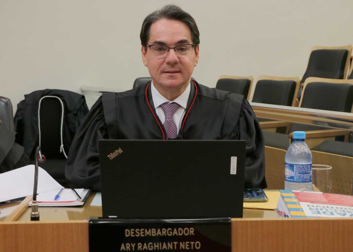 Após anunciar renúncia, desembargador Ary Raghiant é exonerado do TJMS
