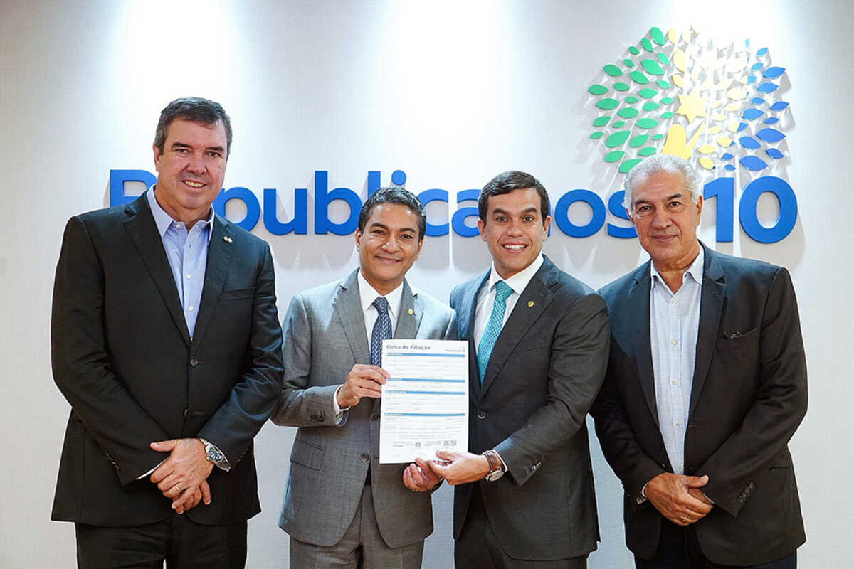 Beto Pereira se filia ao Republicanos apadrinhado por Riedel, Azambuja e Pereira