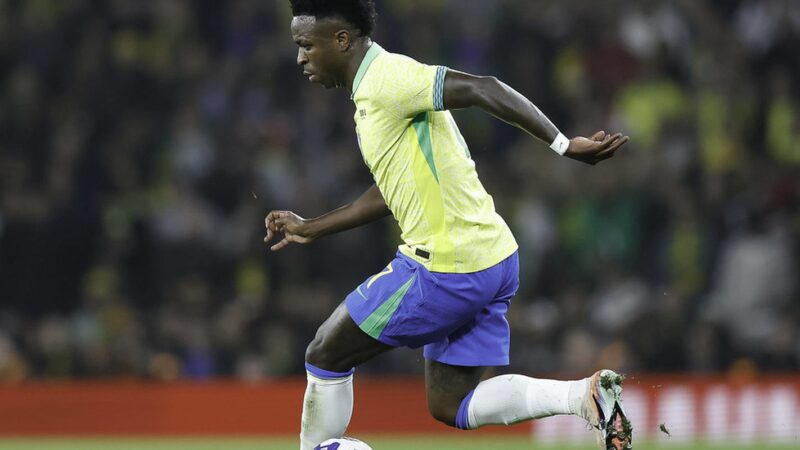 Brasil enfrenta França em fase final de preparação para Copa do Mundo