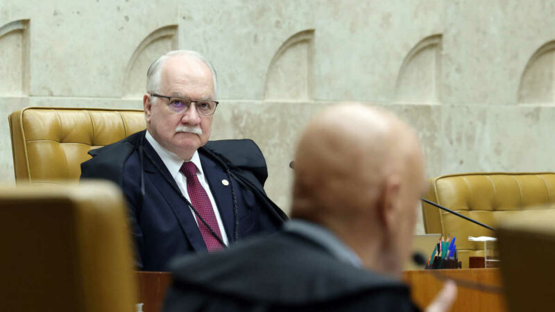 Fachin procura os ministros para tentar tirar STF da crise