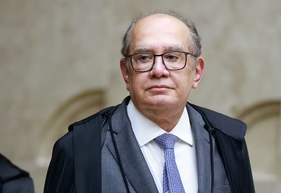 Gilmar faz alerta sobre perigos da influência da imprensa em decisões judiciais