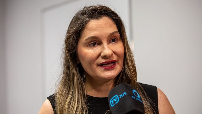 Juíza mantém PM na cadeia acusado de tentativa himicídio contra motorista de aplicativo