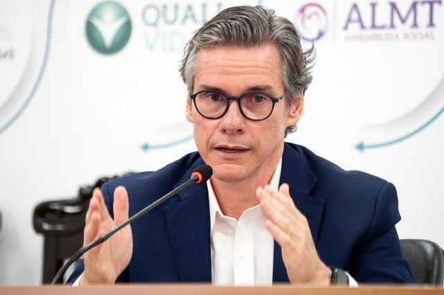 Mato Grosso adere a auxílio federal para conter alta do diesel e custo ao Estado será de R$ 100 milhões