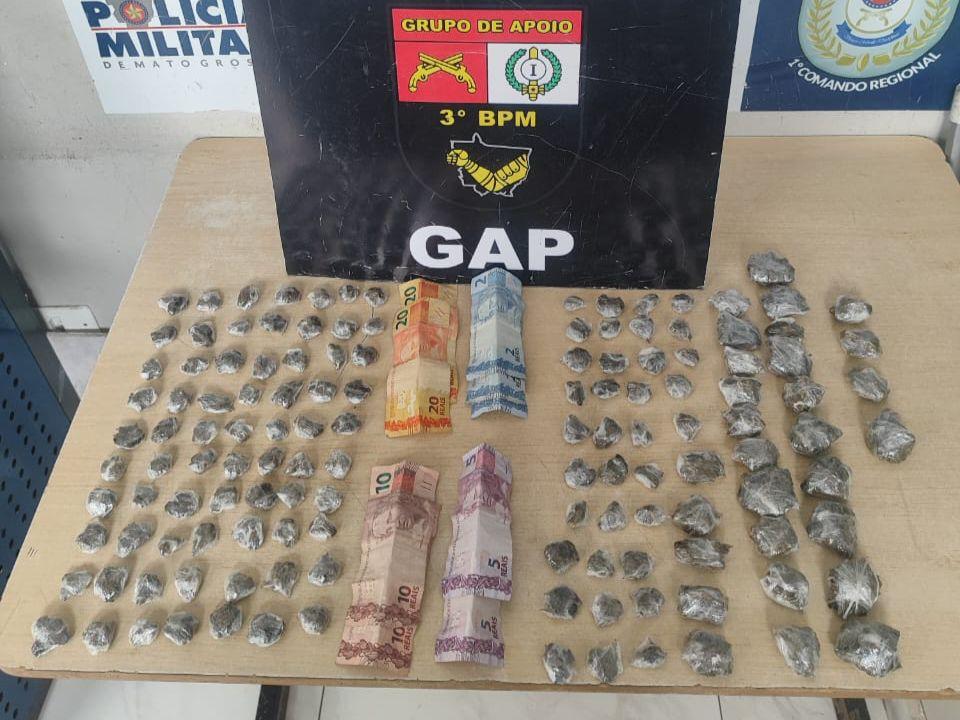 Polícia Militar prende homem com 134 porções de maconha em Cuiabá