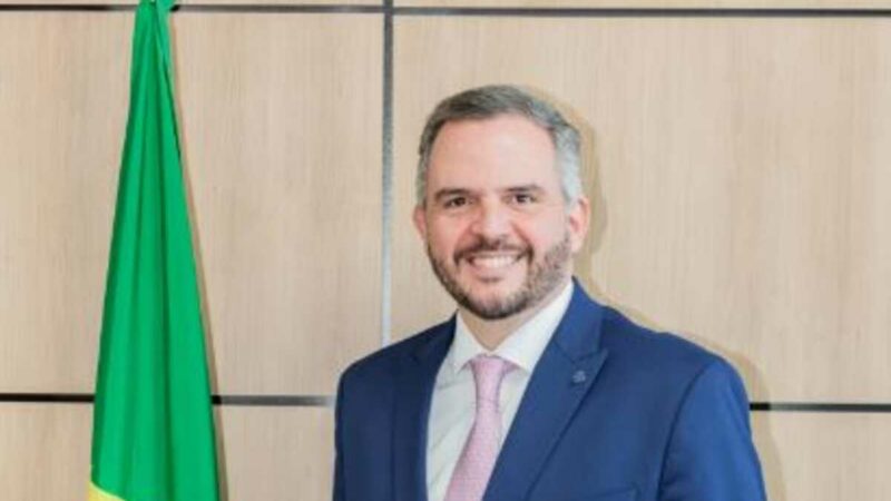 Silvio Costa Filho deixa Ministério de Portos e Aeroportos; Tomé Barros é novo ministro