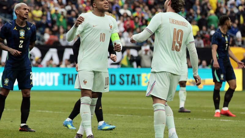 França assume liderança do ranking da Fifa; Brasil cai para 6ª posição